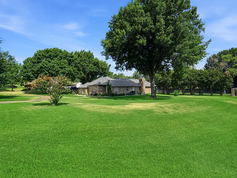 1362 Cross Timber Dr — Photo 40