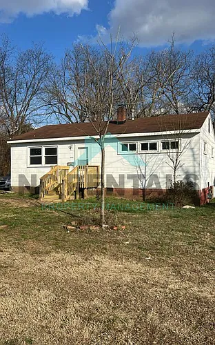 2017 Todd St Photo 1