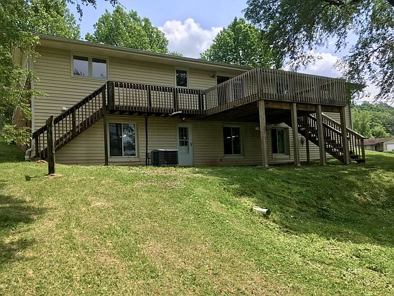 2nd image of 3 Canterbury Dr