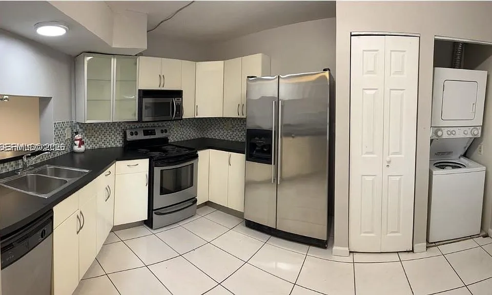 1149 Independence Trl #1149G