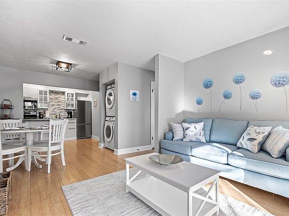 3rd image of 3443 Clark Rd APT 242