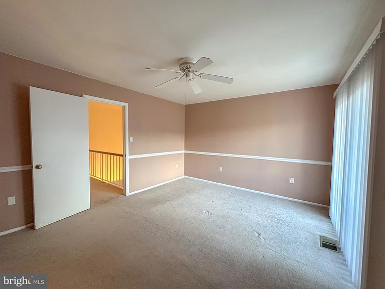 13327 Schwenger Pl — Photo 31