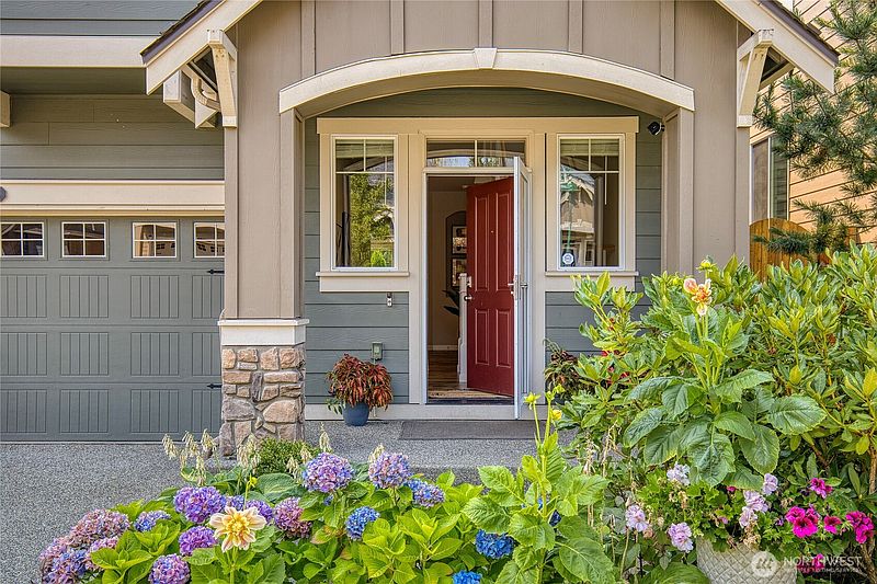 4th image of 4968 Cornelia Court