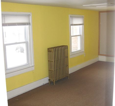 4th image of 86 W Main St APT 2