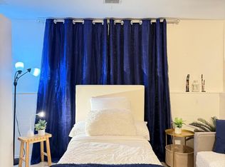 27 Shetland Rd, East Brunswick, NJ 08816