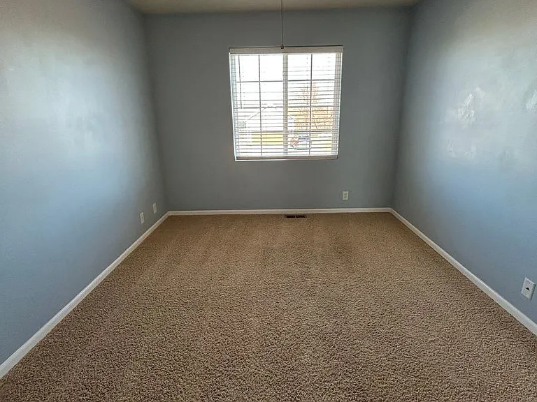 817 Lake Vista Dr — Photo 20