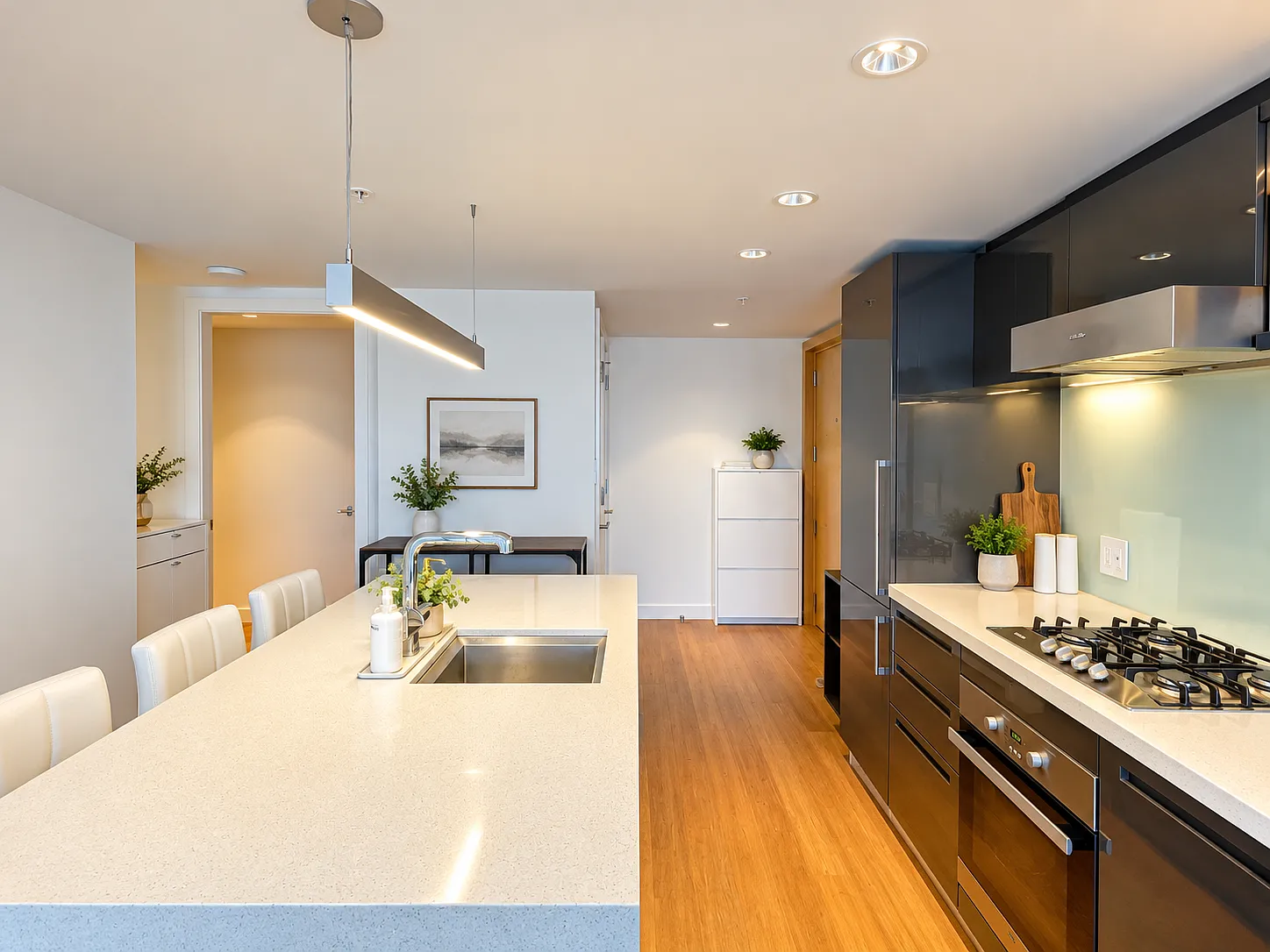 1 bed, 543 sqft, $2,650 — Photo 3