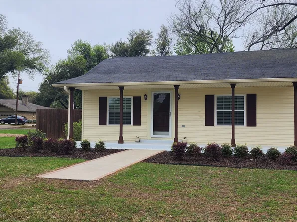 1016 E Hopkins St, Mexia, TX 76667