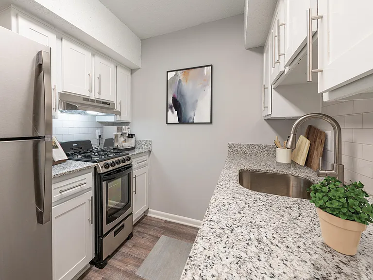 Crowders View Townhomes — Photo 12