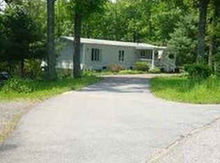 59 Ridge Dr, Middletown, NY 10940