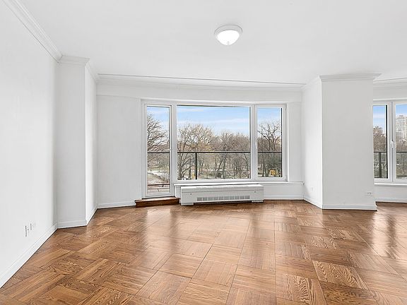 4th image of 200 Central Park S APT 4-B