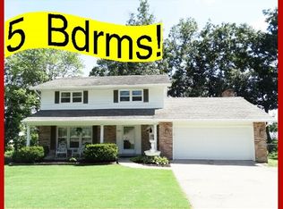 5013 Woodhaven Dr, Jefferson City, MO 65109