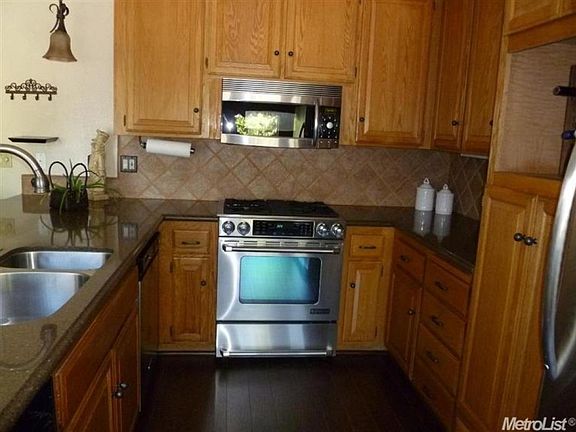 4th image of 5739 Laguna Park Dr