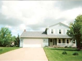 3439 Woodstock Ln, Brunswick, OH 44212