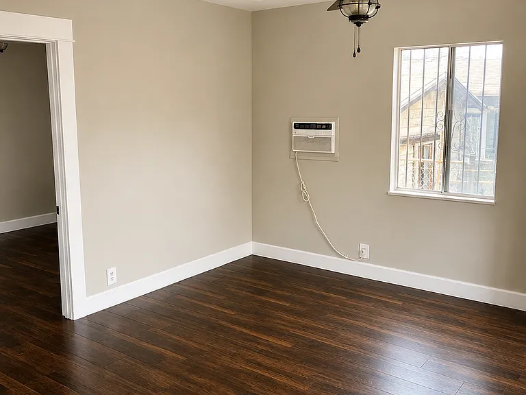 3322 Maceo St #1/2 — Photo 3