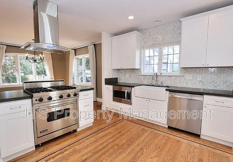 937 Sonoma Way — Photo 39