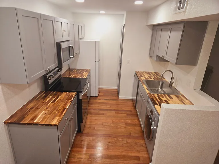 1385 W University Ave #3-124 — Photo 8