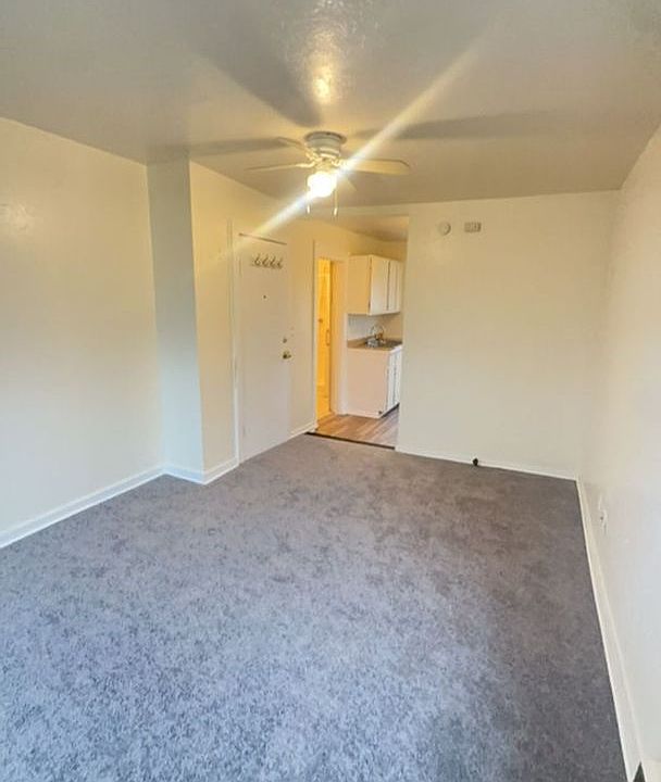 1st image of 617 W Market St #4