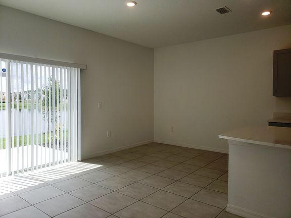 3rd image of 2232 Portrait St