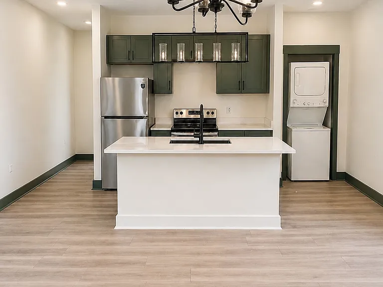 1115 Wise St — Photo 1