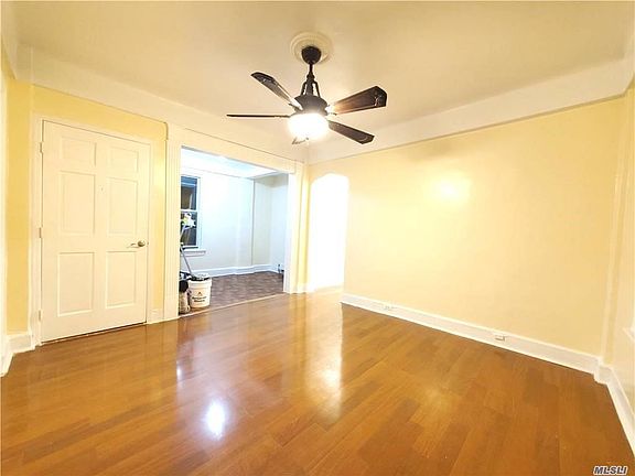4th image of 446 Beach Ave Floor 2