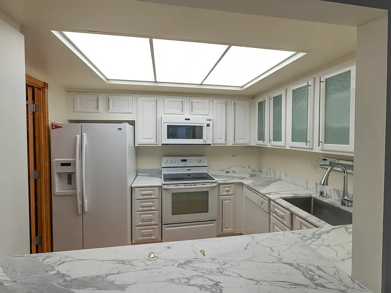 155 N Harbor Dr #1806 — Photo 5