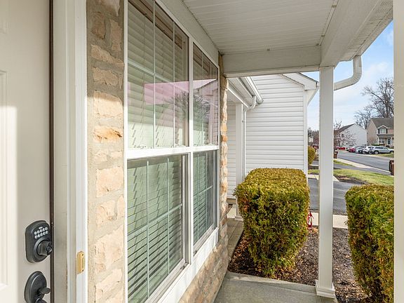 3rd image of 6156 Brassie Ave