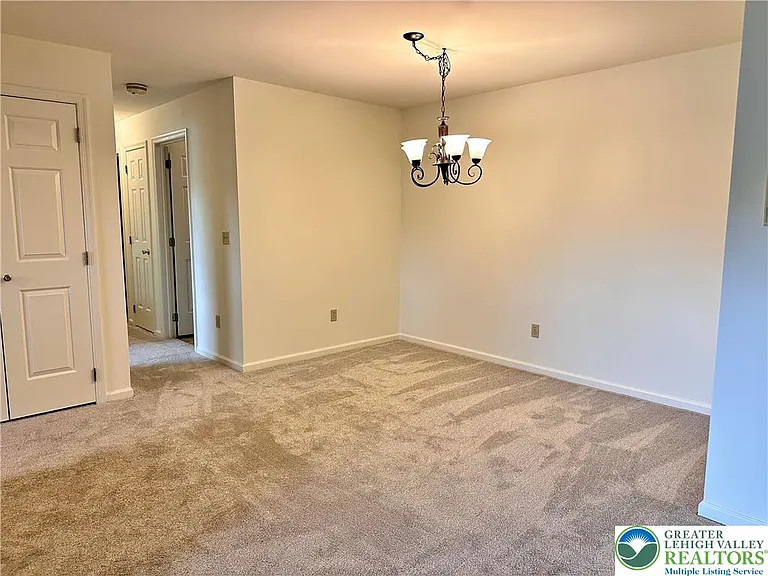 938 Cold Spring Rd #11 — Photo 4