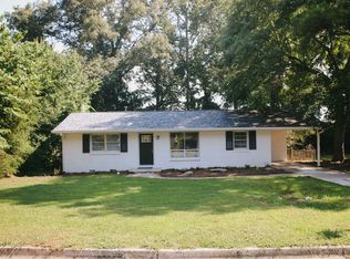 2728 Ocean Valley Dr, College Park, GA 30349
