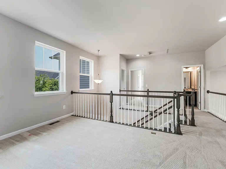 12199 Aster Rd — Photo 33