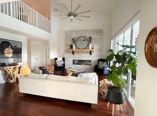 6580 Chestnut Cir, Naples, FL 34109