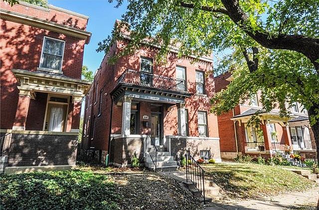 1st image of 4169 Botanical Ave