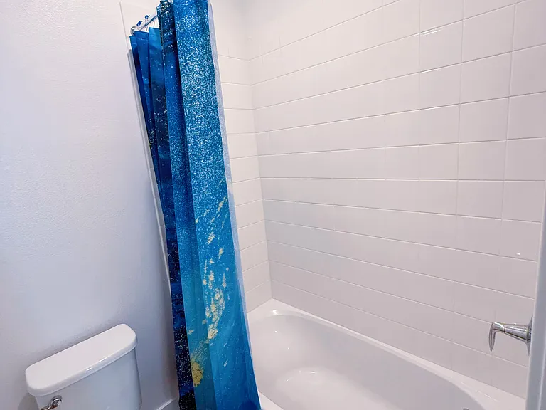 2725 Amora Cir — Photo 21