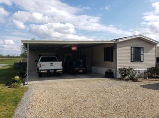 1461 Anse Broussard Hwy, Breaux Bridge, LA 70517