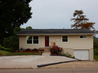 948 Lancaster St, Marietta, OH 45750
