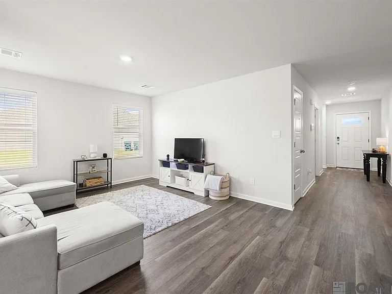 13419 Dawes Ct — Photo 3