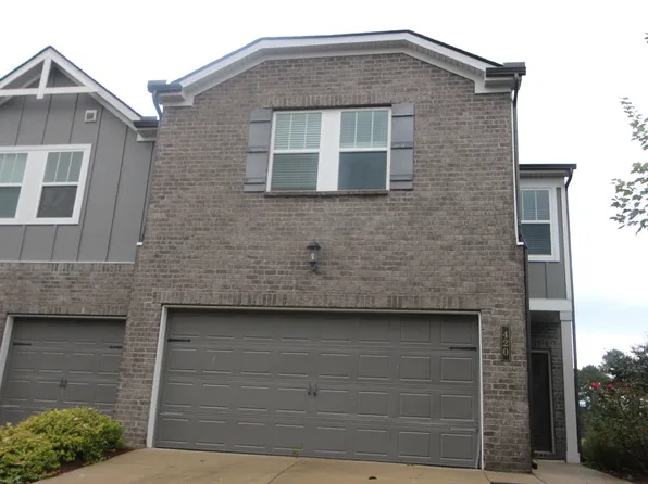 420 Palmetto Dr, Columbia, TN 38401