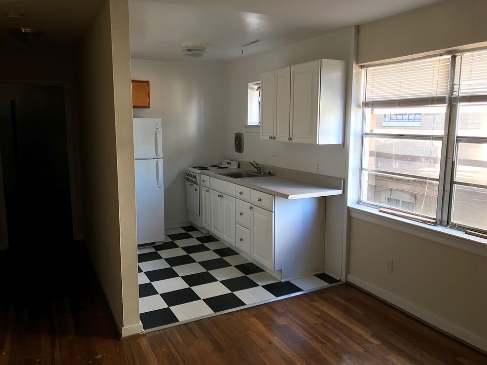 1st image of 2602 Grove Ave APT 7