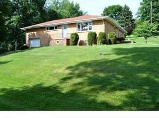 1021 Cochran Mill Rd, Clairton, PA 15025