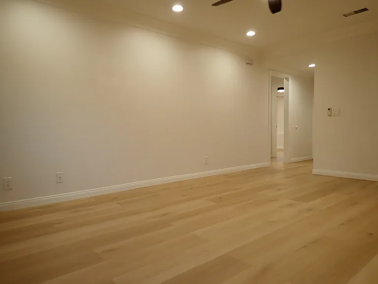 5071 Sisson Dr — Photo 4