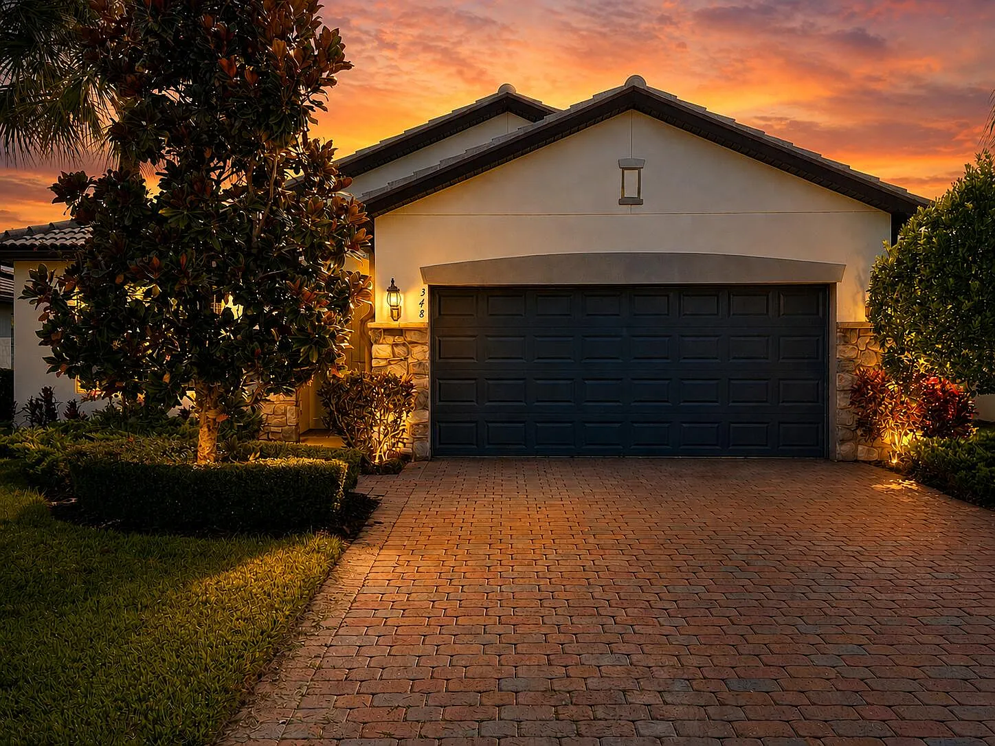 4 bed, 3.0 bath, 1972 sqft, $3,500 — Photo 4