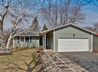 634 W Main St, Cary, IL 60013