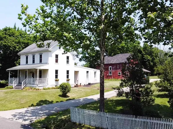 2361 Hedrick Rd, Harleysville, PA 19438