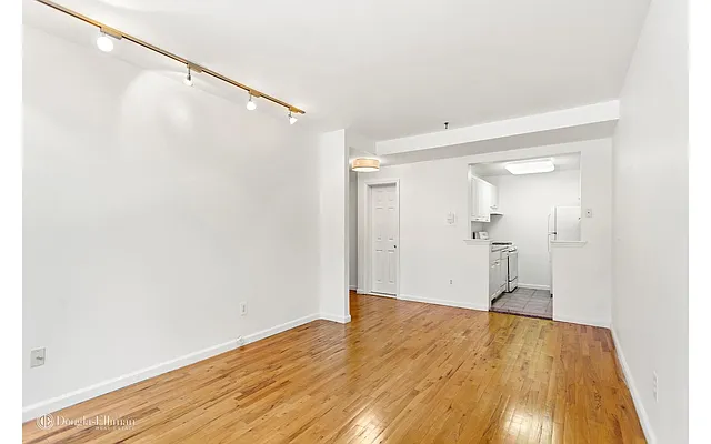 Rented by Douglas Elliman | media 21