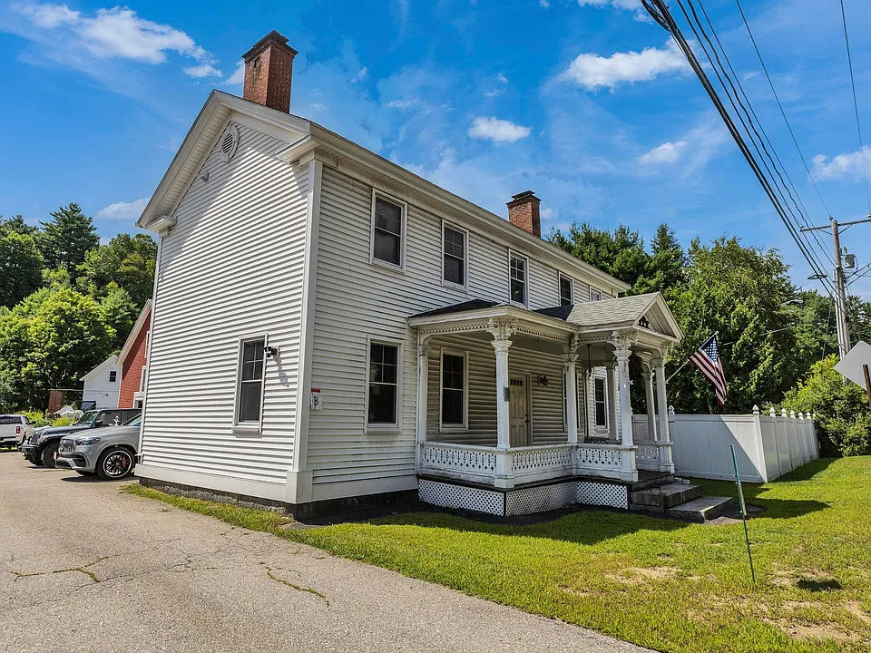 1 Main St