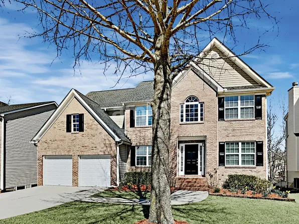 872 Holly Meadow Dr, Buford, GA 30518