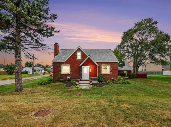 35746 Utica Rd, Clinton Township, MI 48035