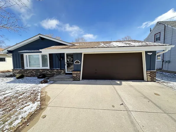 216 North Milwaukee STREET, Fredonia, WI 53021