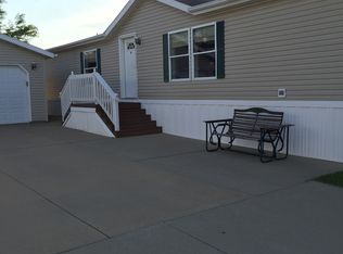 2302 Hoosier St. Sw, Cedar Rapids, IA 52404