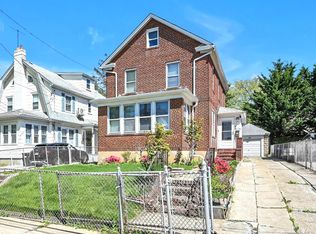 4323 169th St, Flushing, NY 11358